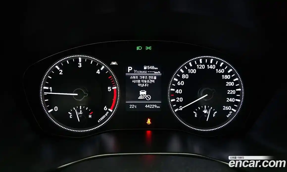 Hyundai Santa Fe 2018 2.0 автомат (гидро), фото 11