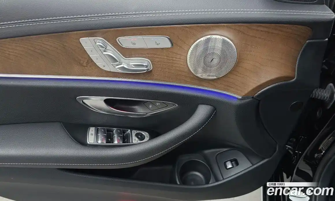 Mercedes-Benz E-Class 2023 1.9 автомат (гидро), фото 27
