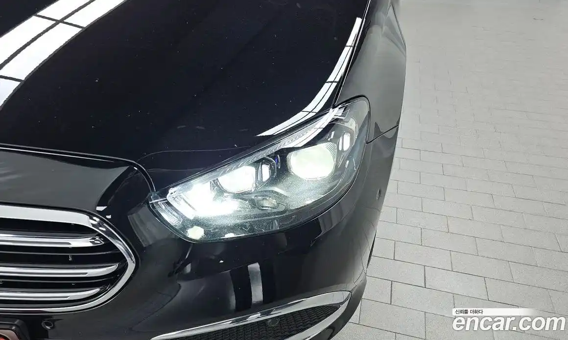 Mercedes-Benz E-Class 2023 1.9 автомат (гидро), фото 8