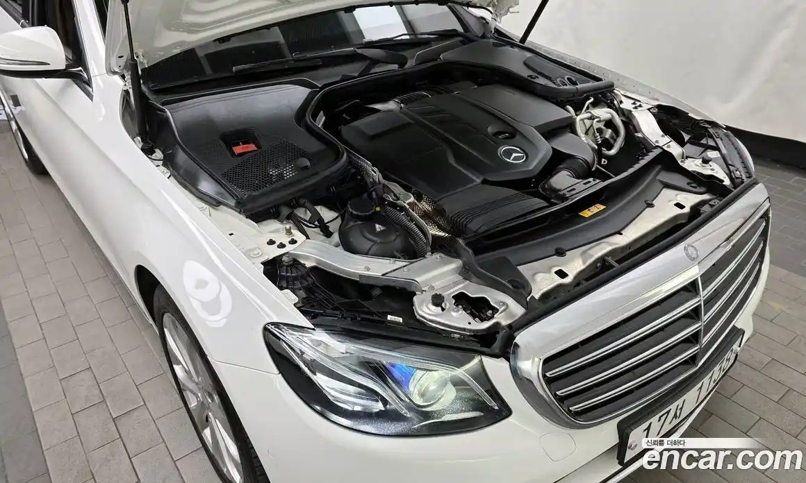 Mercedes-Benz E-Class 2017 1.9 автомат (гидро), фото 6