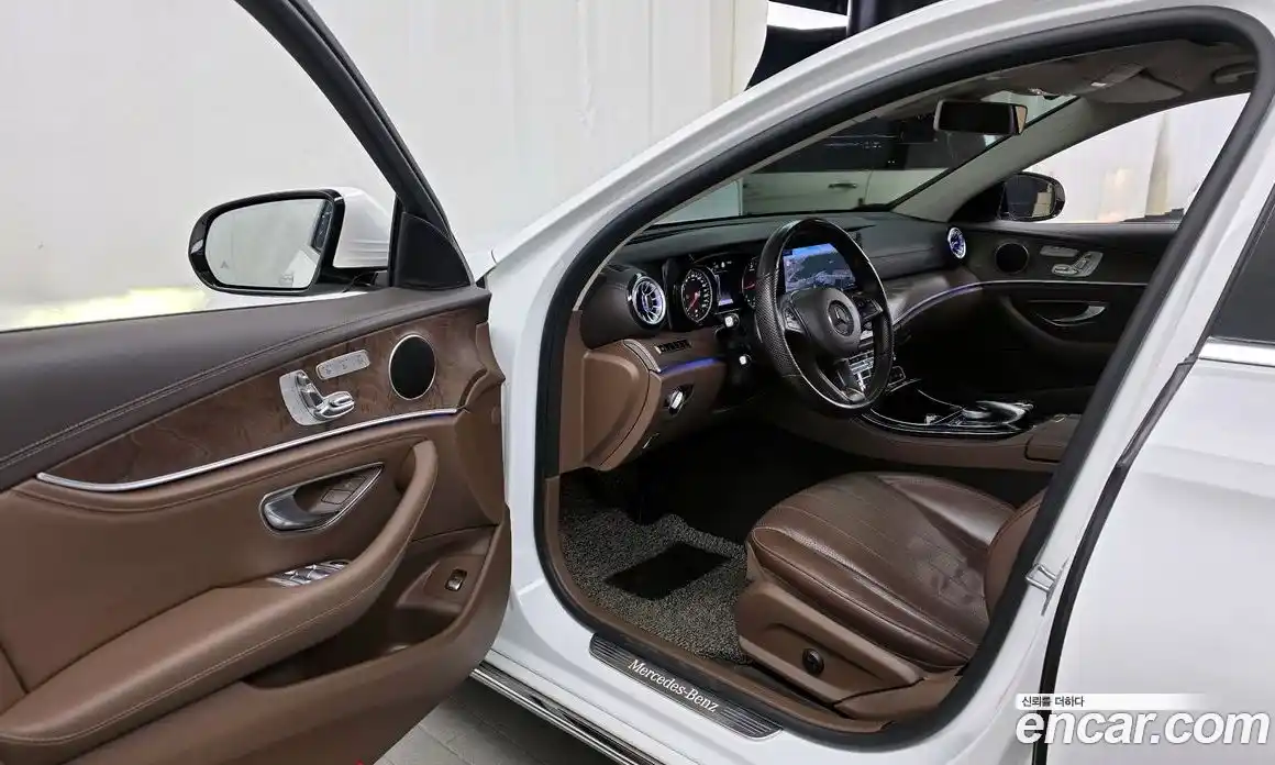 Mercedes-Benz E-Class 2017 1.9 автомат (гидро), фото 10