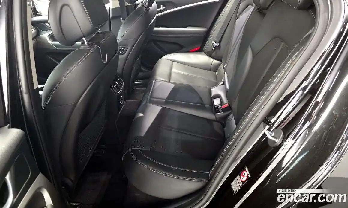 Genesis G70 2017 2.0 автомат (гидро), фото 11