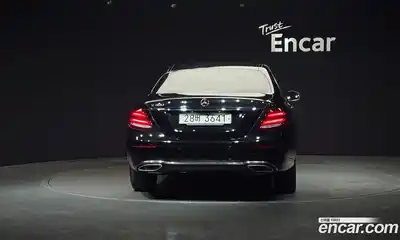 Mercedes-Benz E-Class 2018 2.0 автомат (гидро), миниатюра 4