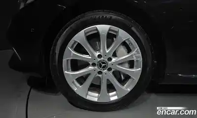 Mercedes-Benz E-Class 2018 2.0 автомат (гидро), миниатюра 5