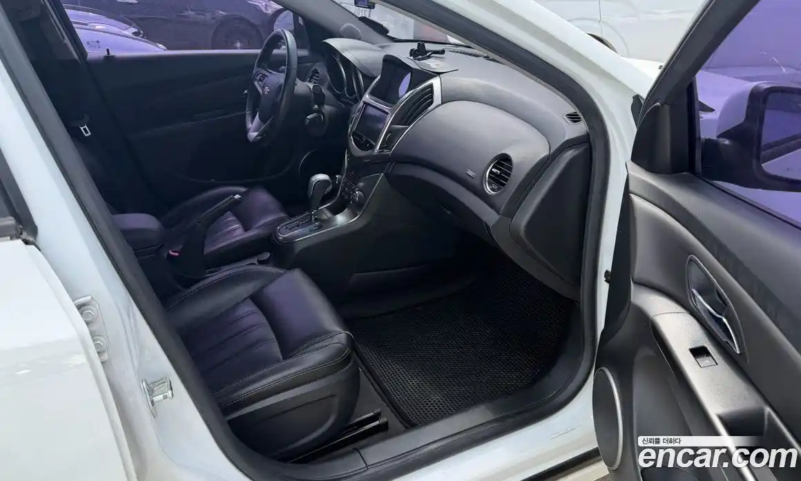 Chevrolet Cruze 2012 1.8 автомат (гидро), фото 12