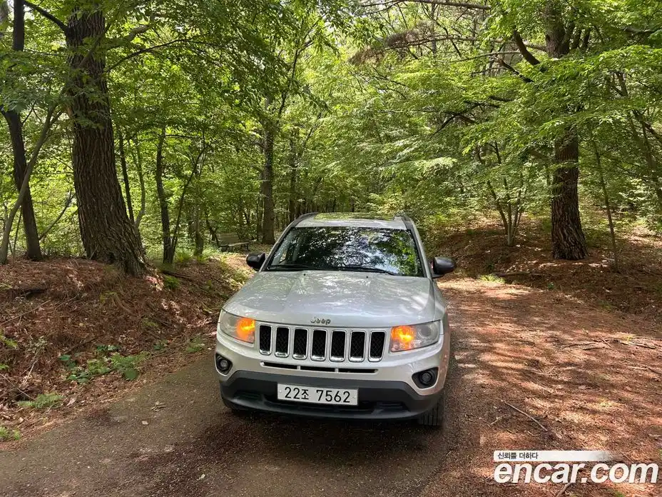 Jeep Compass 2012 2.4 автомат (гидро), фото 14