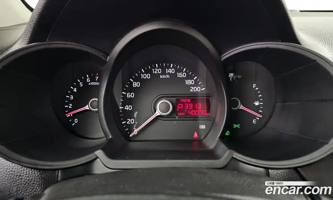 Kia Morning 2013 1.0 автомат (гидро), фото 11