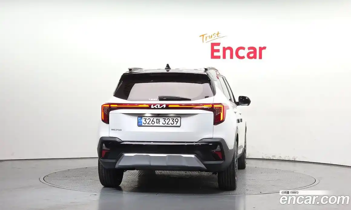 Kia Seltos 2023 1.6 автомат (гидро), фото 4