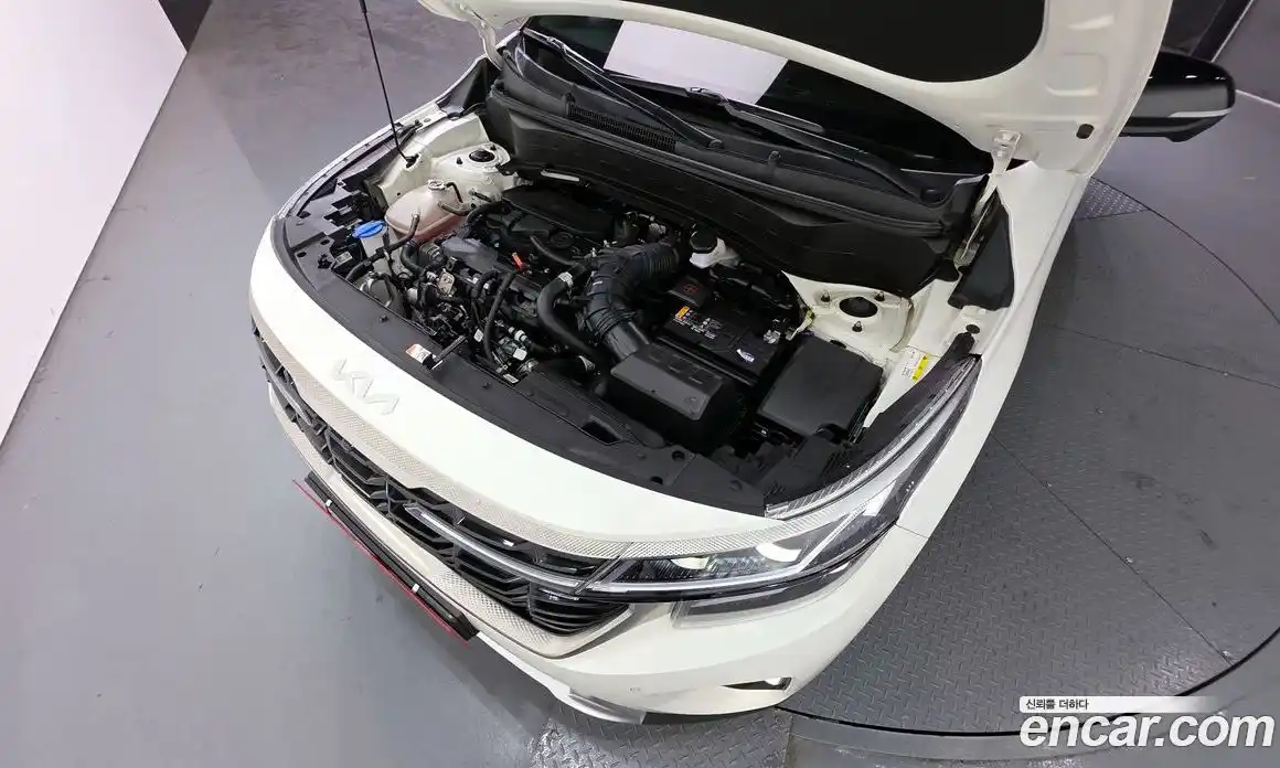 Kia Seltos 2023 1.6 автомат (гидро), фото 6