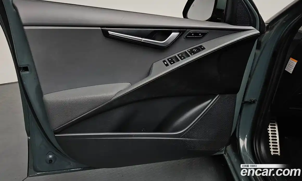 Kia Niro 2022 1.6 автомат (гидро), фото 14