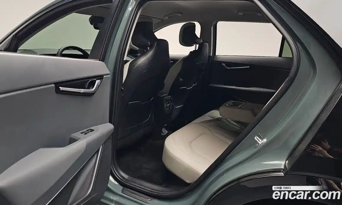 Kia Niro 2022 1.6 автомат (гидро), фото 17