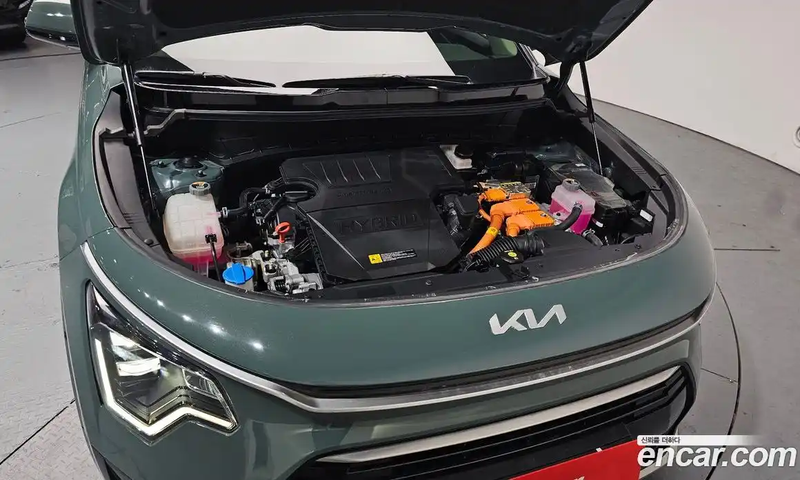 Kia Niro 2022 1.6 автомат (гидро), фото 6