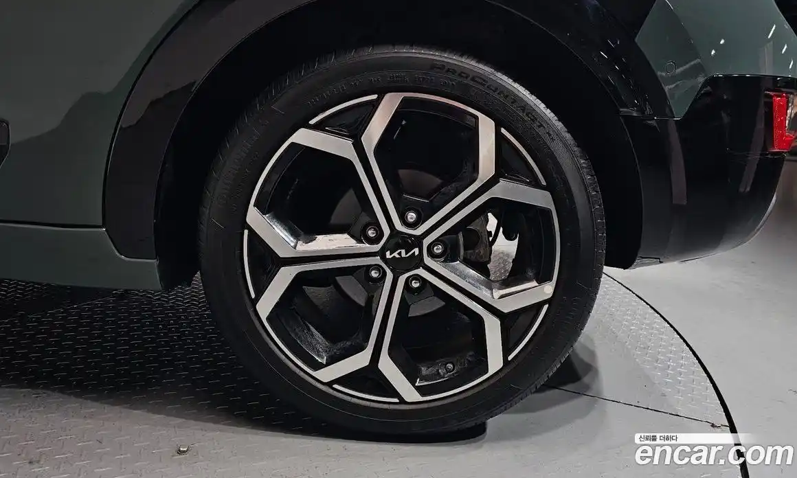 Kia Niro 2022 1.6 автомат (гидро), фото 7
