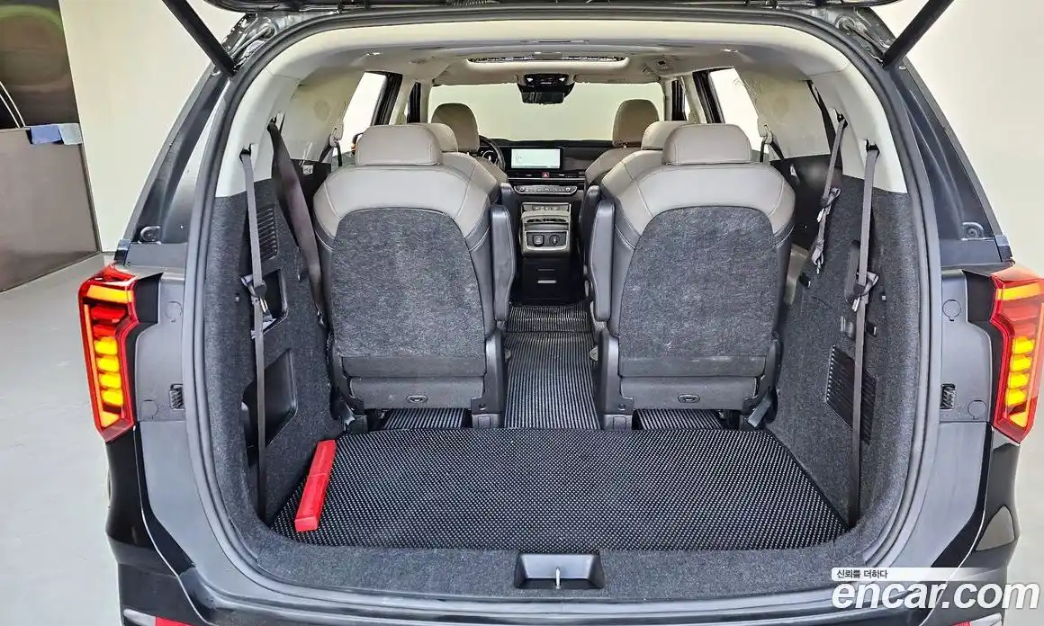 Kia Carnival 2024 2.2 автомат (гидро), фото 34