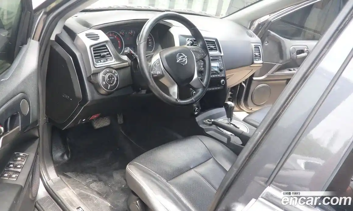 SsangYong Korando 2016 2.0 автомат (гидро), фото 7