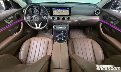Mercedes-Benz E-Class 2019 1.9 автомат (гидро), миниатюра 9