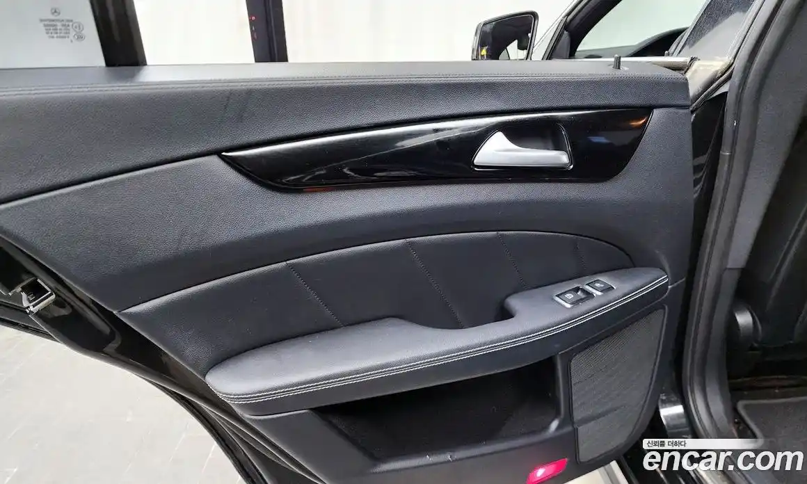 Mercedes-Benz CLS-Class 2017 2.1 гидро, фото 15 Mercedes-Benz CLS-Class 2017 2.1 гидро, фото 15