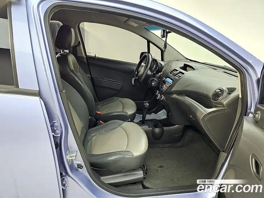 Chevrolet Spark 2014 1.0 автомат (гидро), фото 11