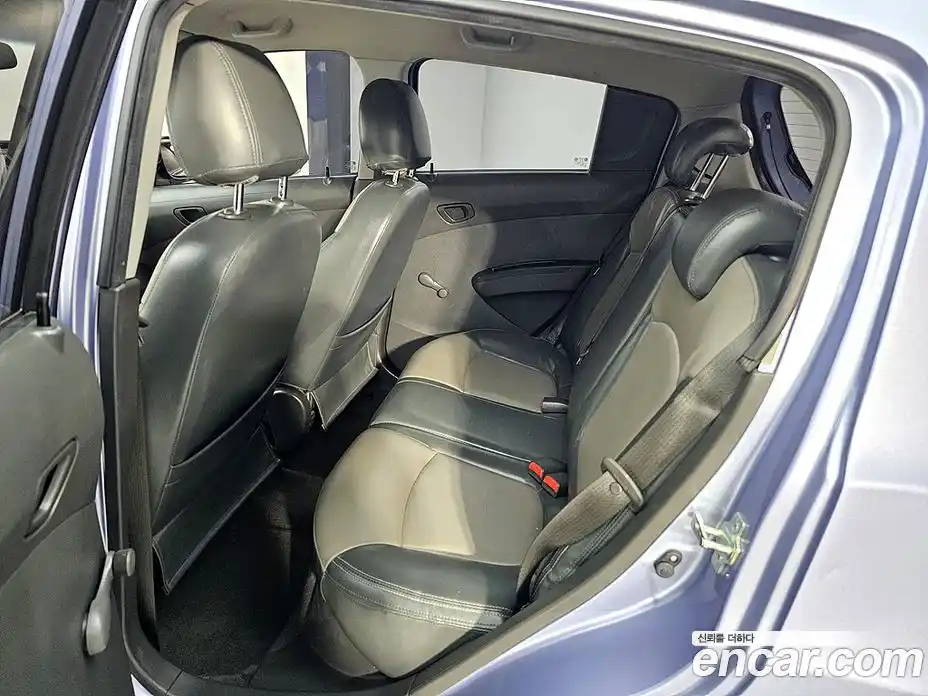 Chevrolet Spark 2014 1.0 автомат (гидро), фото 9