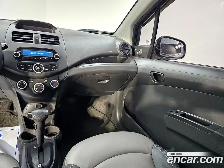 Chevrolet Spark 2014 1.0 автомат (гидро), фото 10