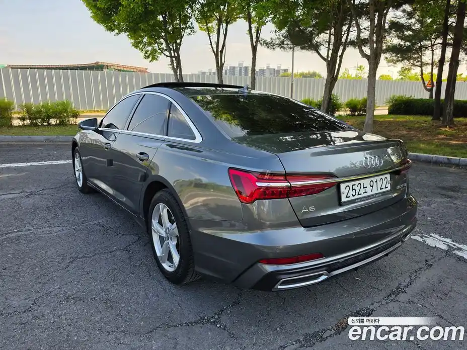 Audi A6 2019 2.0 автомат (гидро), фото 6