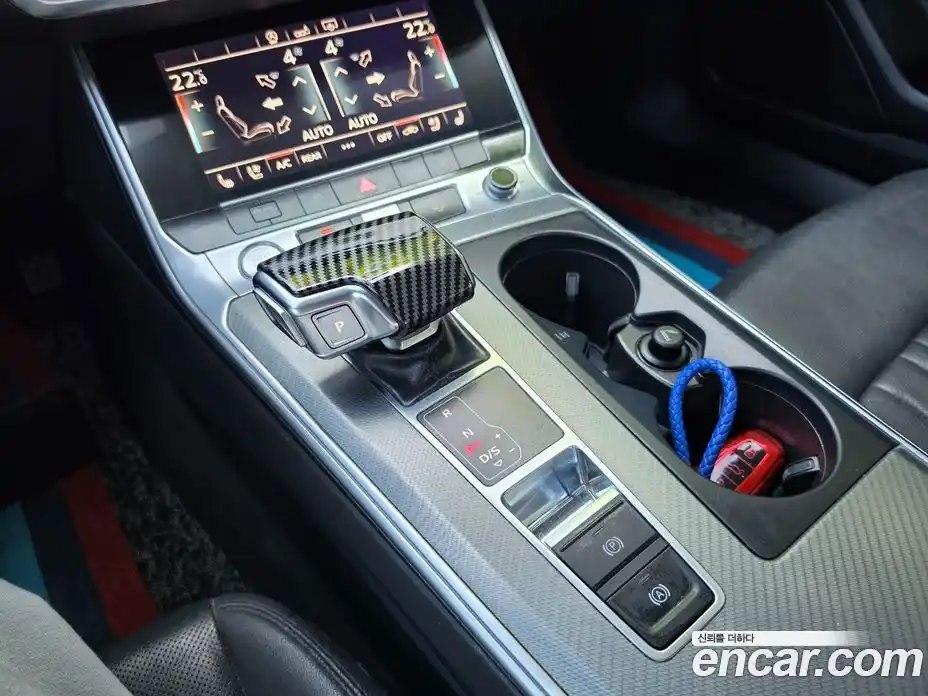 Audi A6 2019 2.0 автомат (гидро), фото 9