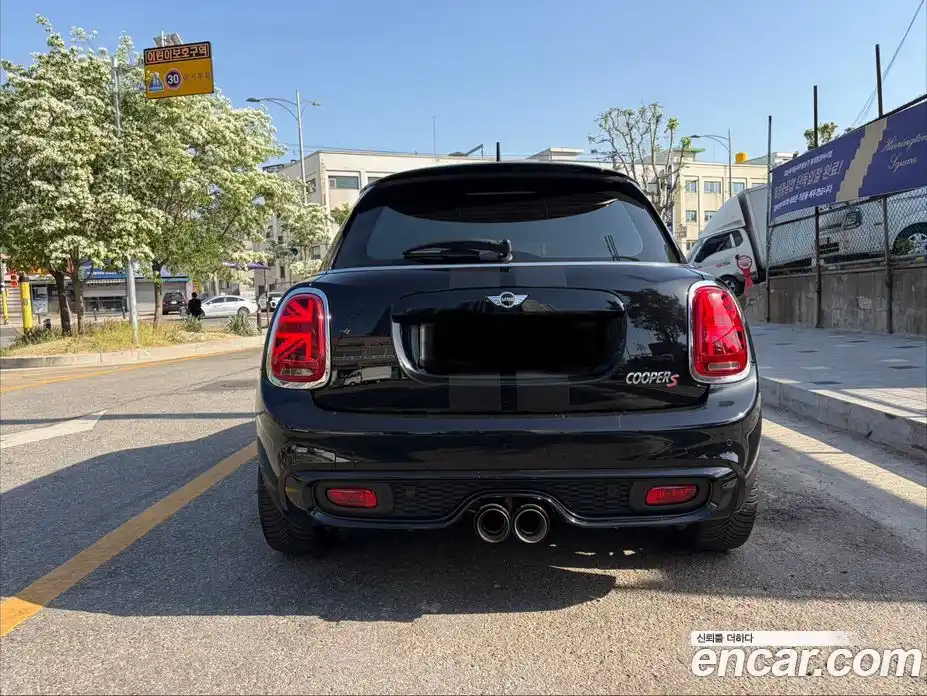 Mini Cooper 2017 2.0 автомат (гидро), фото 4