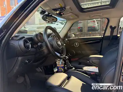 Mini Cooper 2017 2.0 автомат (гидро), миниатюра 7