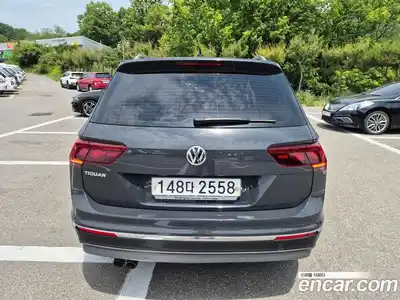 Volkswagen Tiguan 2018 2.0 автомат (гидро), миниатюра 2