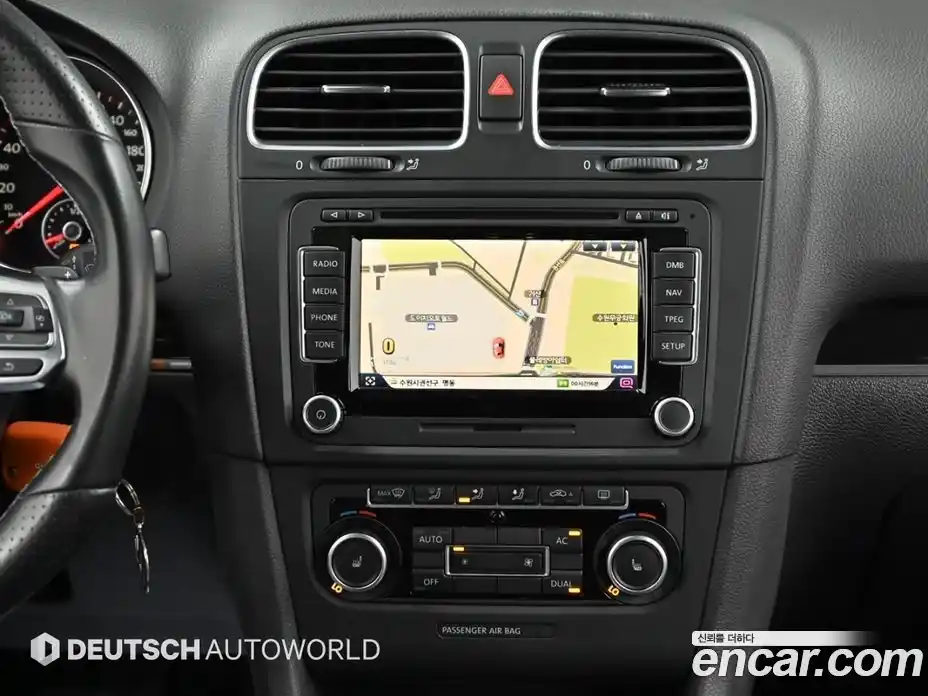 Volkswagen Golf 2011 2.0 автомат (гидро), фото 14