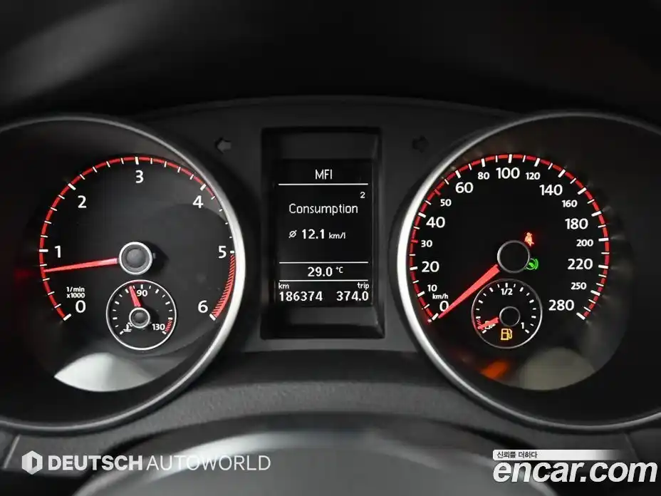 Volkswagen Golf 2011 2.0 автомат (гидро), фото 8