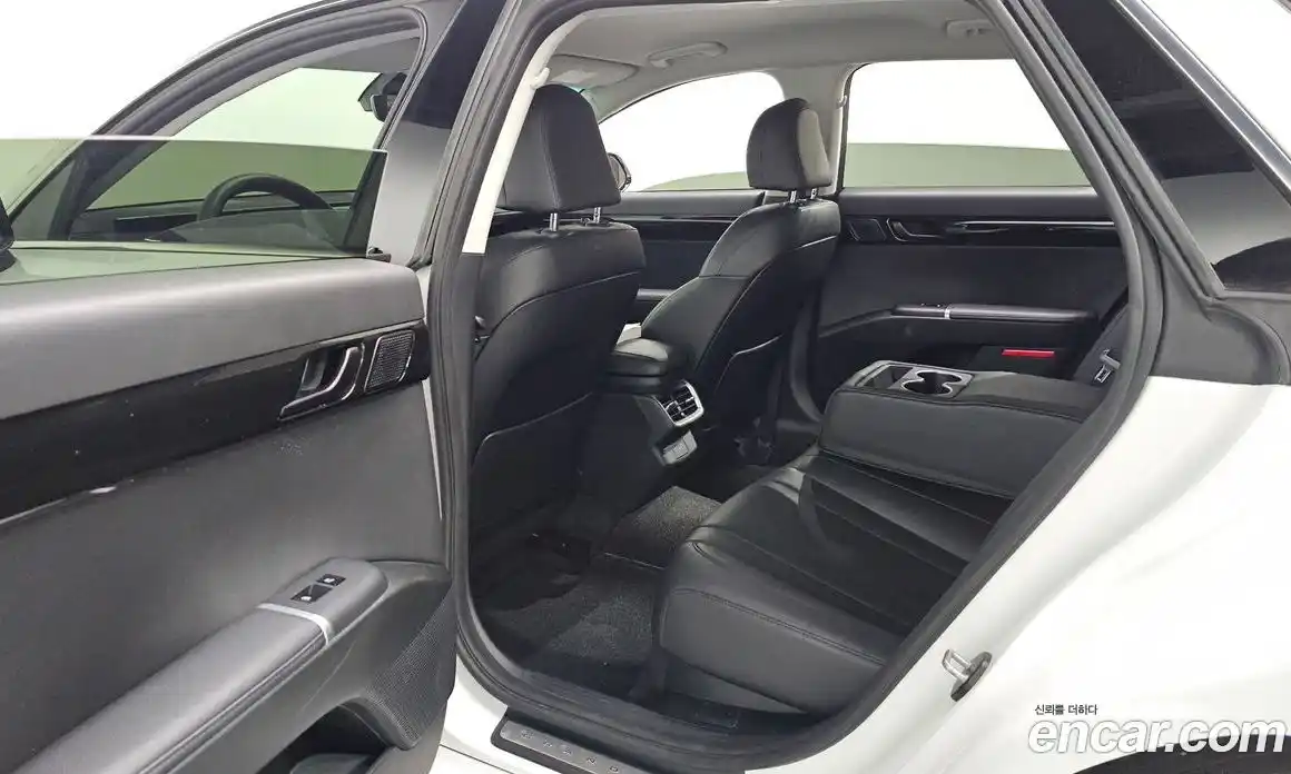 Hyundai Grandeur 2022 2.5 автомат (гидро), фото 13