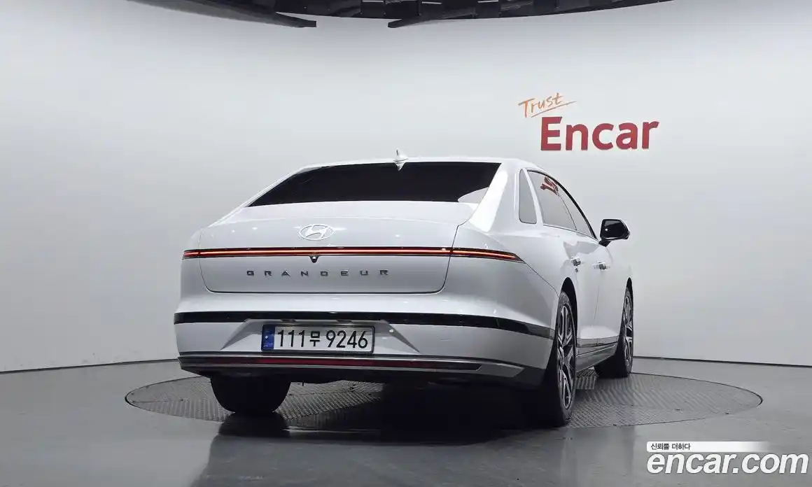 Hyundai Grandeur 2023 2.5 автомат (гидро), фото 4