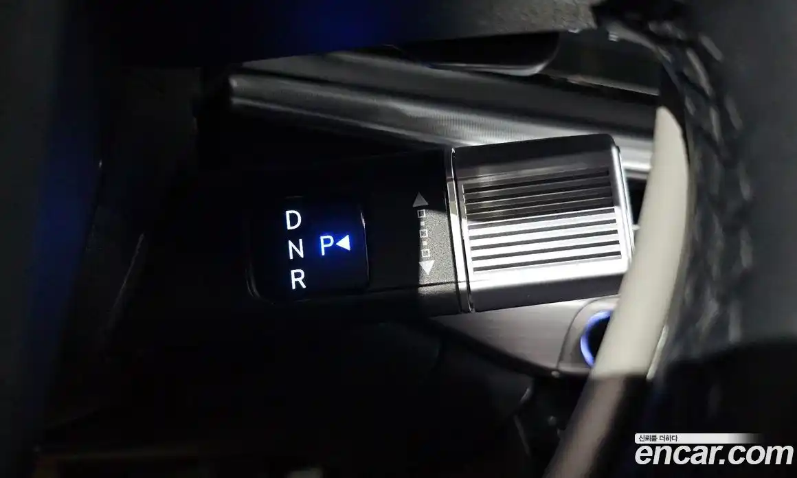 Hyundai Grandeur 2023 2.5 автомат (гидро), фото 9