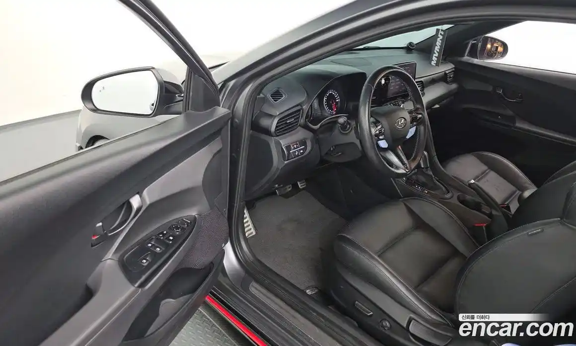 Hyundai Veloster 2022 2.0 автомат (гидро), фото 10