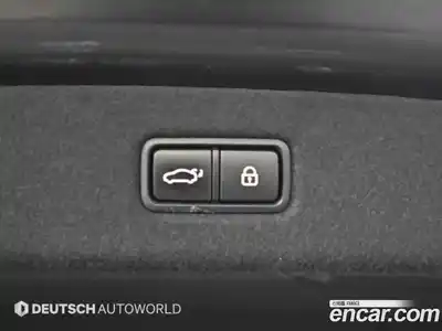 Genesis EQ900 2016 5.0 автомат (гидро), миниатюра 10