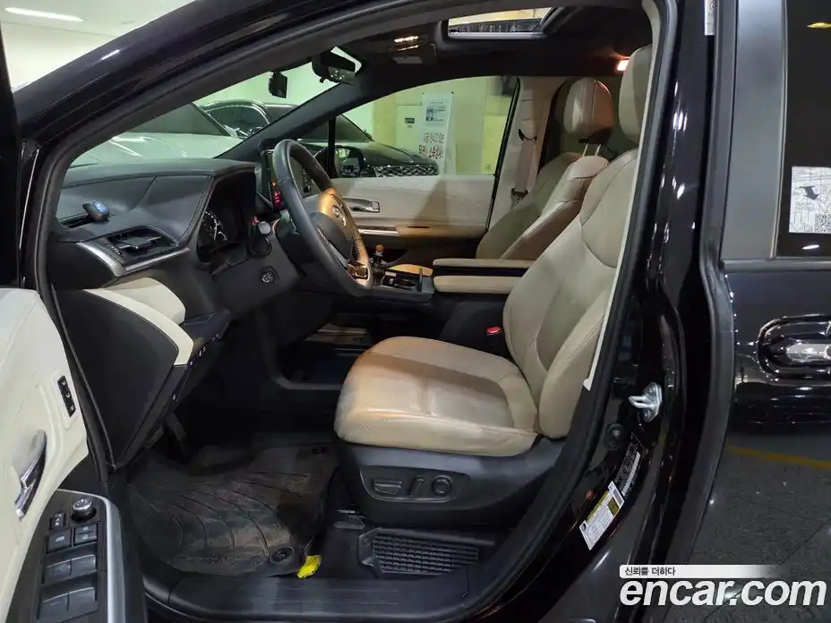 Toyota Sienna 2022 2.5 гидро, фото 6