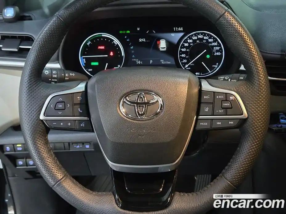 Toyota Sienna 2022 2.5 гидро, фото 10