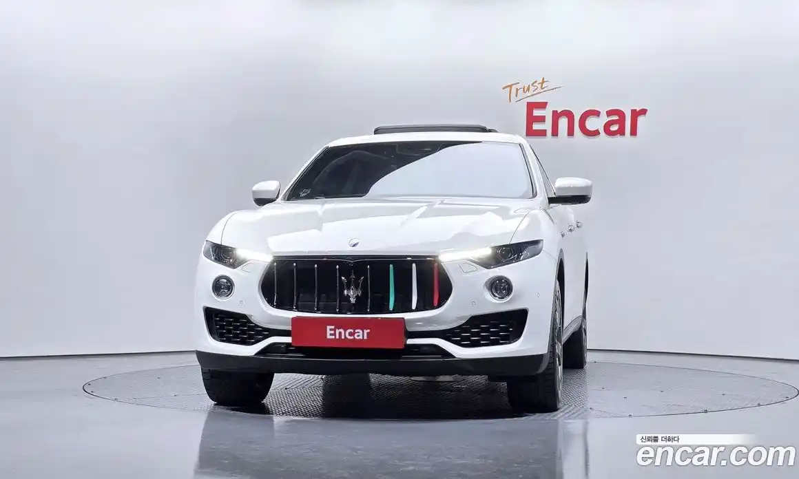 Maserati Levante 2017 3.0 гидро, фото 3