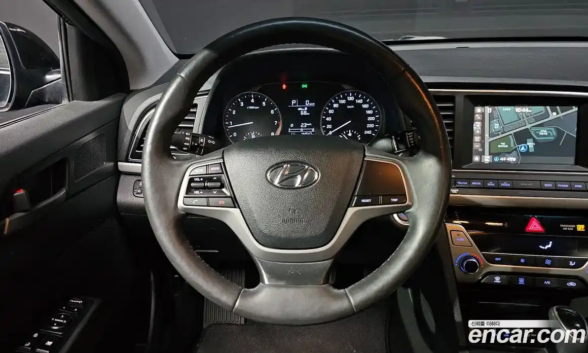Hyundai Avante 2015 1.6 автомат (гидро), фото 14