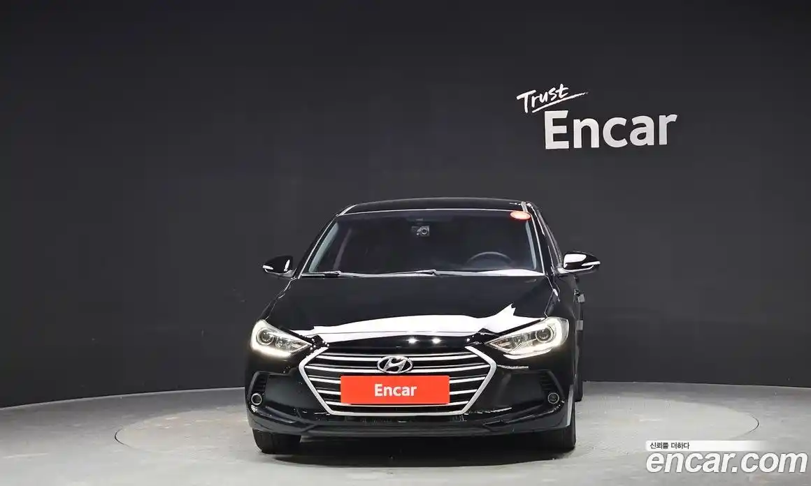 Hyundai Avante 2015 1.6 автомат (гидро), фото 3