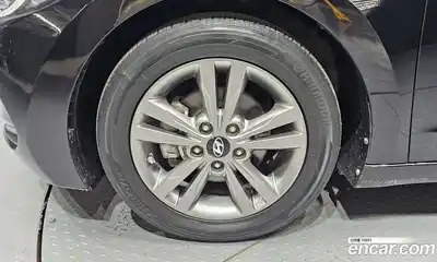 Hyundai Avante 2015 1.6 автомат (гидро), миниатюра 5