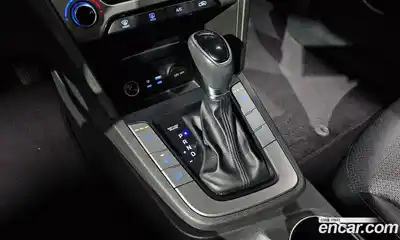 Hyundai Avante 2015 1.6 автомат (гидро), миниатюра 9