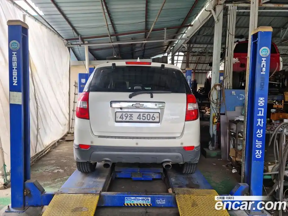 Chevrolet Captiva 2011 2.2 автомат (гидро), фото 19