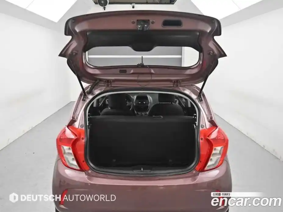 Chevrolet Spark 2018 1.0 автомат (гидро), фото 19