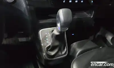 Hyundai Staria 2022 2.2 автомат (гидро), миниатюра 9