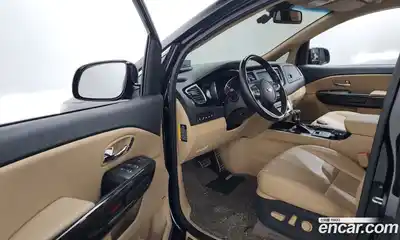 Kia Carnival 2019 2.2 автомат (гидро), миниатюра 10