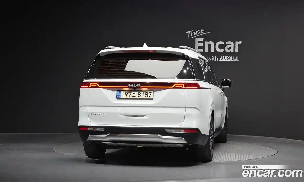 Kia Carnival 2022 2.2 автомат (гидро), фото 4
