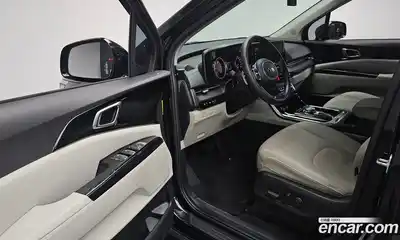 Kia Carnival 2021 2.2 автомат (гидро), миниатюра 11