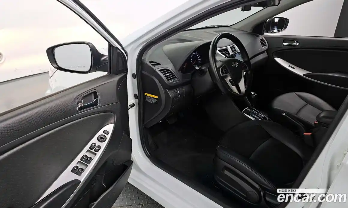 Hyundai Accent 2014 1.4 автомат (гидро), фото 11